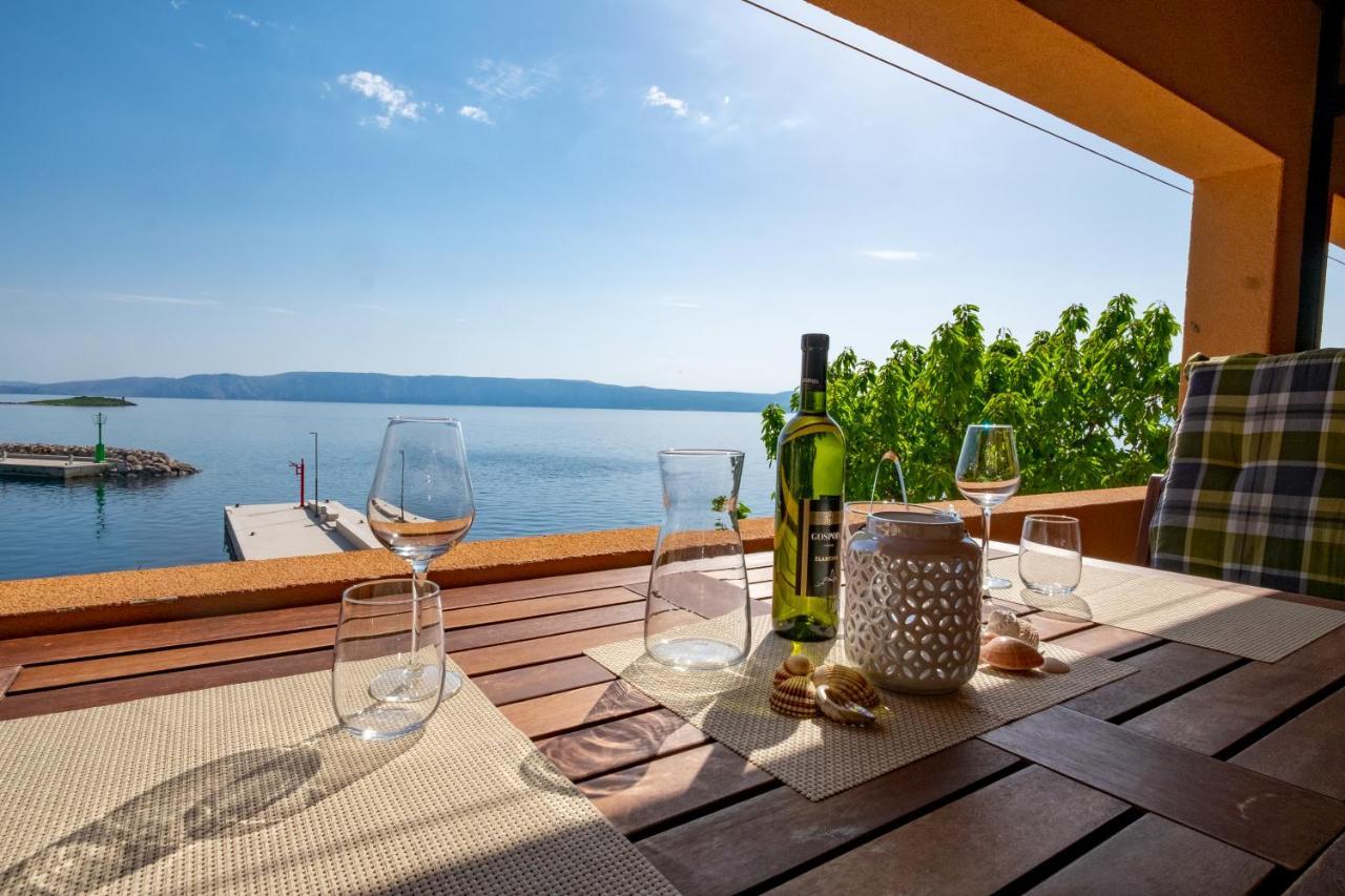 Apartmani Suzana Klenovica Exterior foto